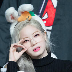 kim dahyun